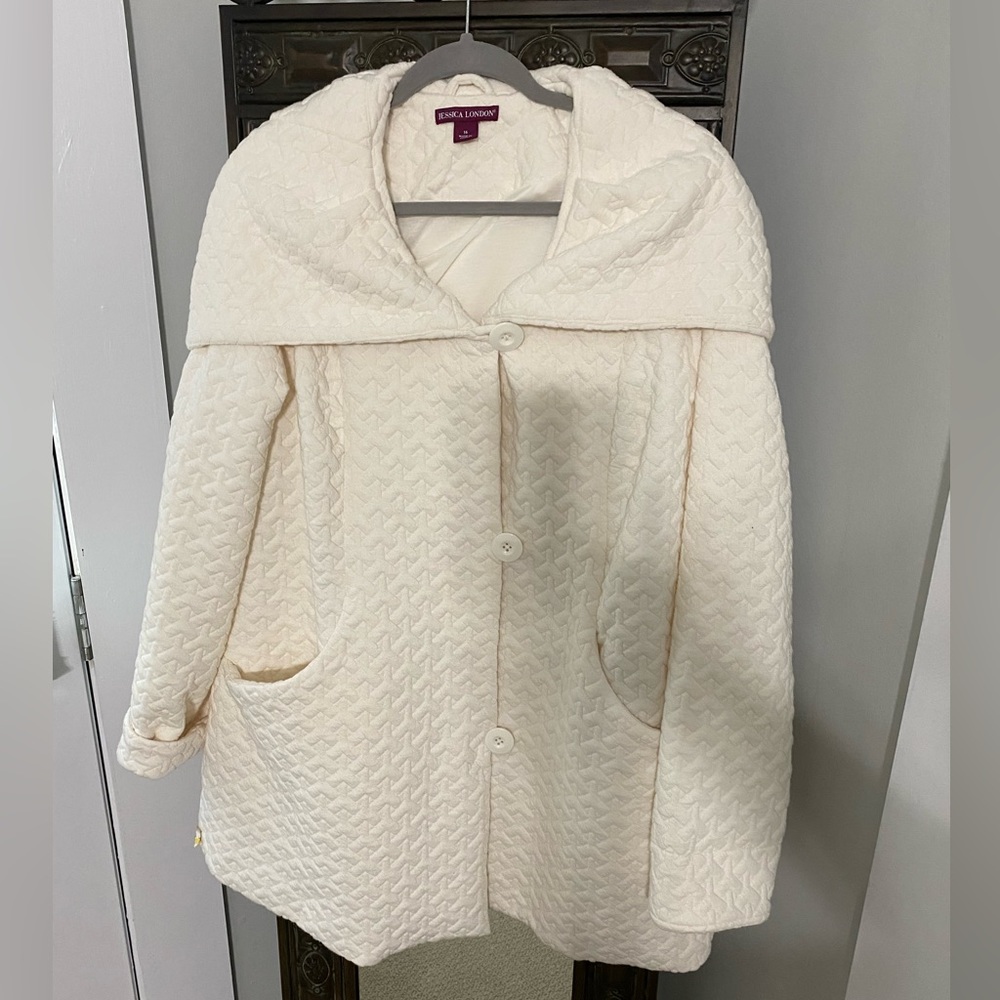Jessica London lady’s coat.